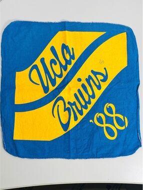 1988 Vintage UCLA Bruins '88 Blue and Yellow Towel